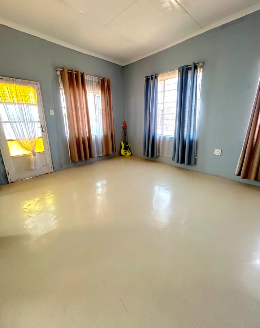 2 Bedroom Property for Sale in Dibeng Northern Cape